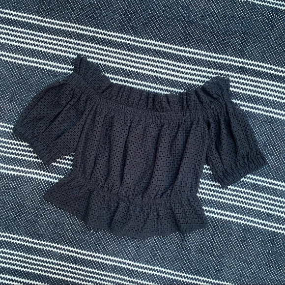 Express Crop Top - Picture 3 of 6